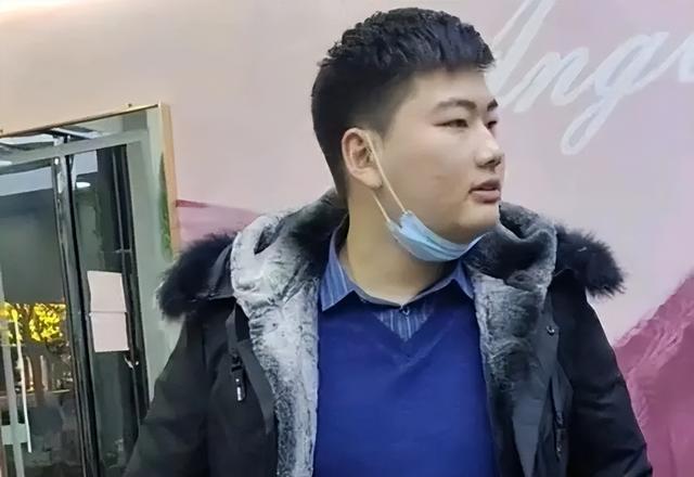 佘诗曼|从护士陈亚男到教师陈萌，朱之文选儿媳的标准，从来都没变过