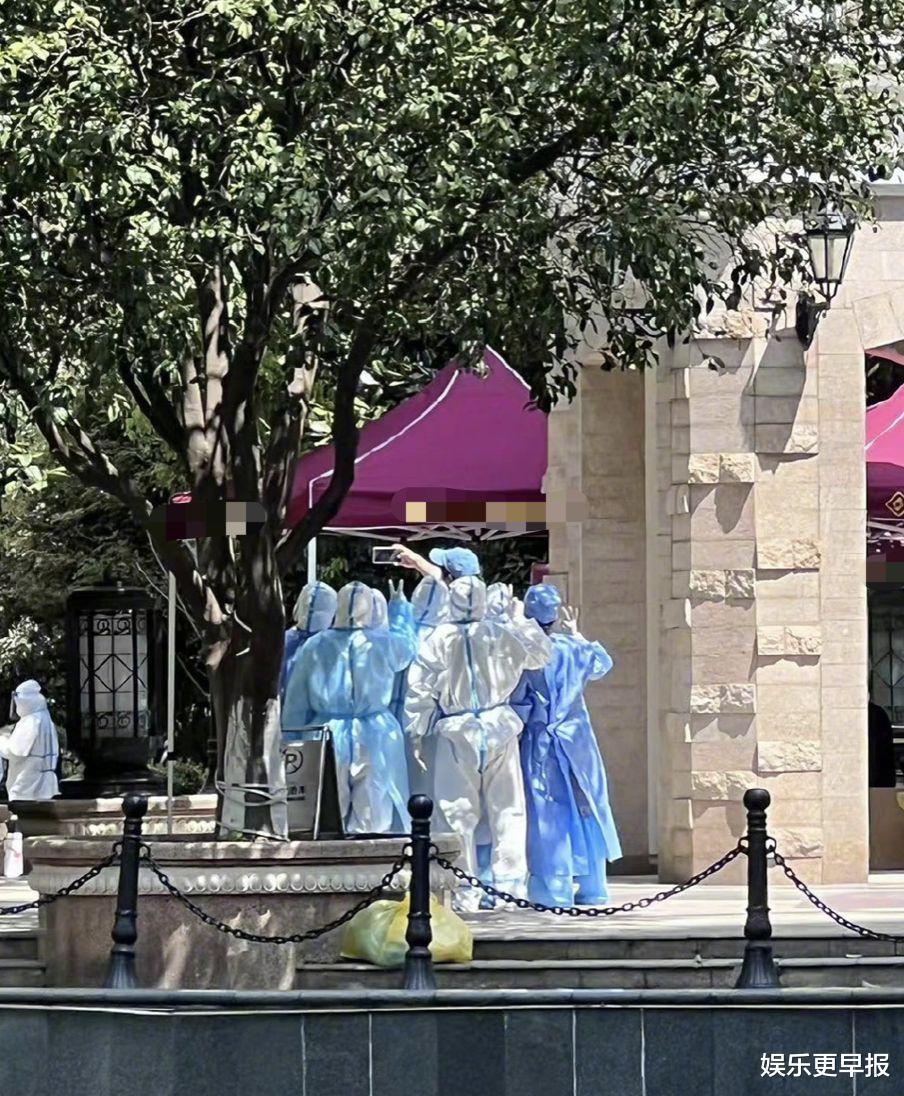 彭于晏|上海疫情封城 F传彭于晏「连线邻居」开麦唱歌整个社区都F了！