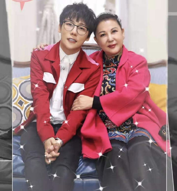 刘维|刘维宣布退圈陪母亲对抗病魔半个月，透露妈妈首次治疗后全面好转