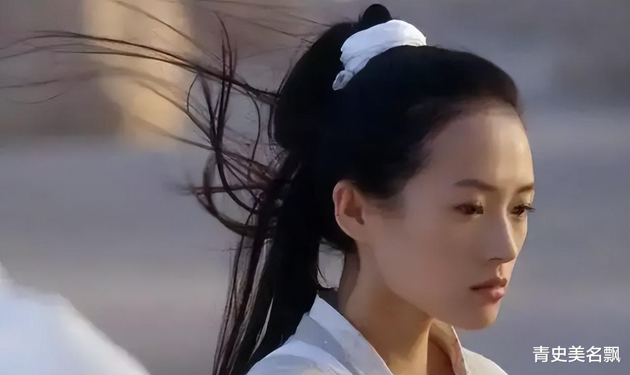 迪丽热巴|鼻子长得好,颜值差不了,9位女星侧颜照,没有对比就没有伤害