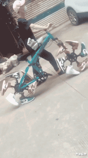 乞丐|“疫情期间，路边的乞丐都去哪了？”神点评太精辟了！