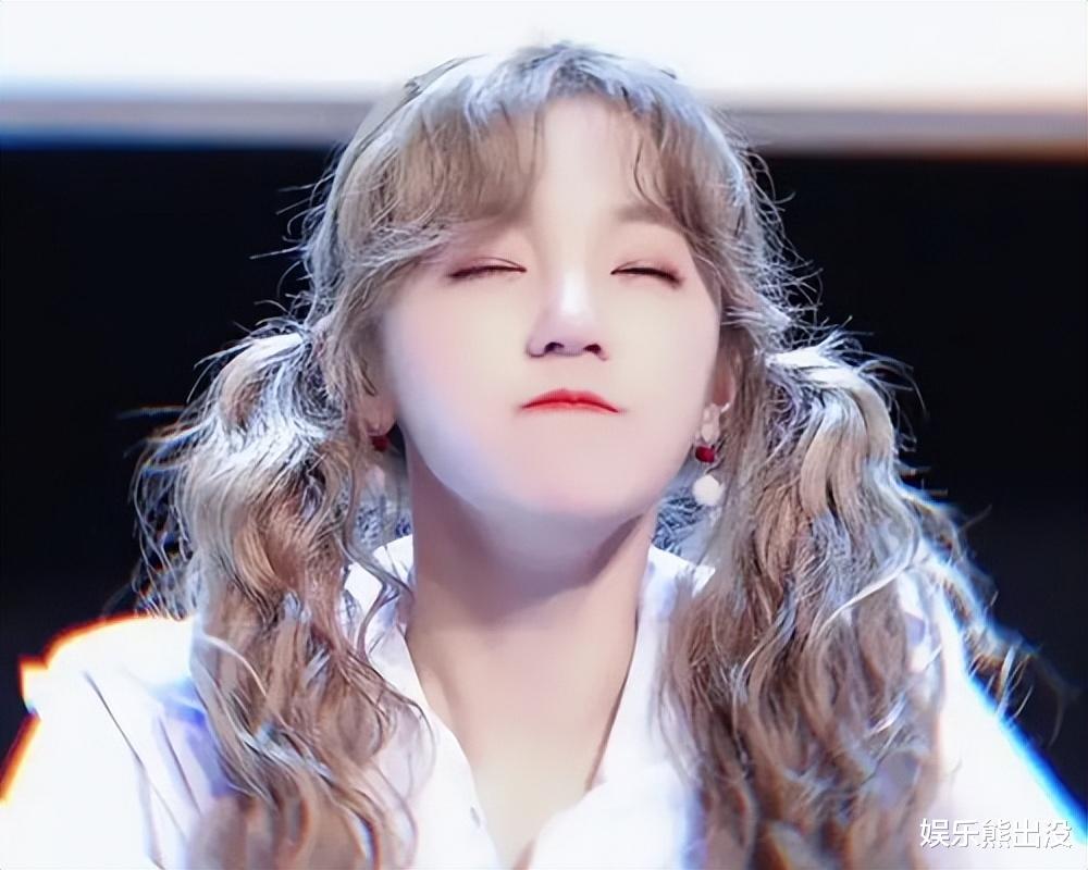 郑秀妍|郑秀妍的国籍成焦点，或引发“蝴蝶效应”，促使韩星集体卡BUG！