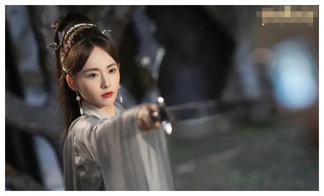 蒋欣|“演配角太惊艳,演主角又差了口气”,这6位女星太尴尬了