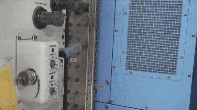 曾被苏联雪藏10年,陈冬做扳手翻转实验,贾尼别科夫效应是什么?