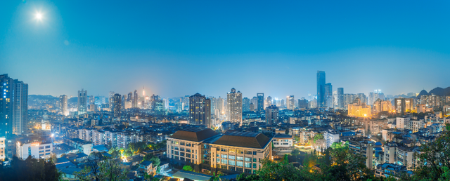 |城市漫游 | 游老街、品美食、寻贵阳故事