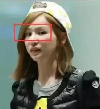 王心凌|40岁王心凌近晒性感照片,被指脸僵似充气娃娃,网友:整残了