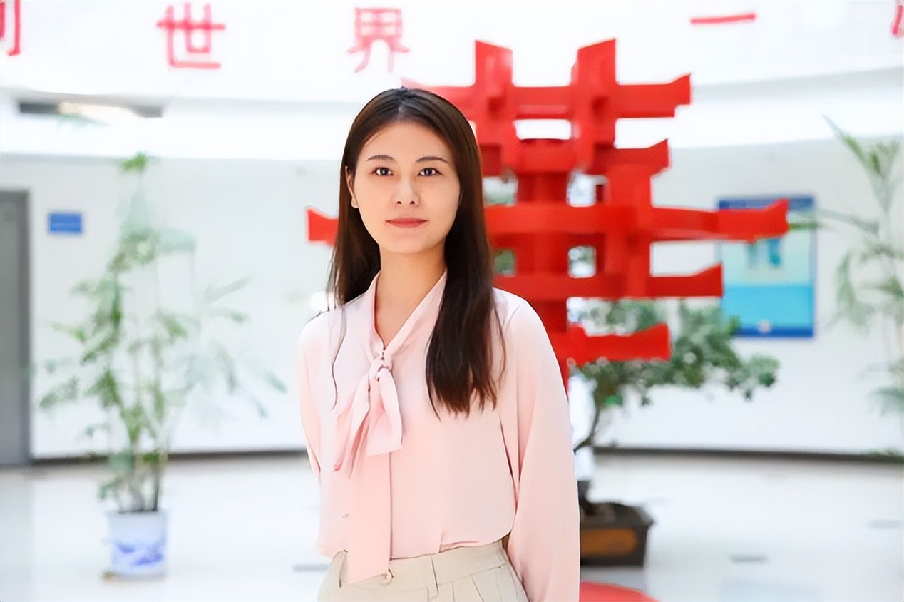 教师|“清华北大本科即可”，华师附中招聘教师，语气堪称“凡尔赛”