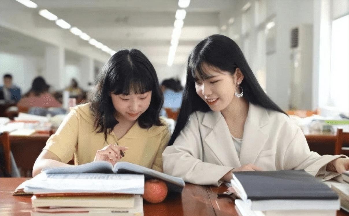 00后|“家长再也不用担心我的工作”,00后学生辞职信,叫老板无言以对