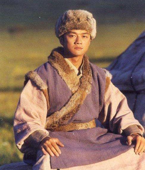 宋祖儿|《神雕侠侣》原著：郭靖并不迂腐，为何不同意杨过小龙女婚事