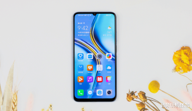 聯想|榮耀迎來轉機！7.09寸陽光屏+5000毫安電池，為了關注不惜一切