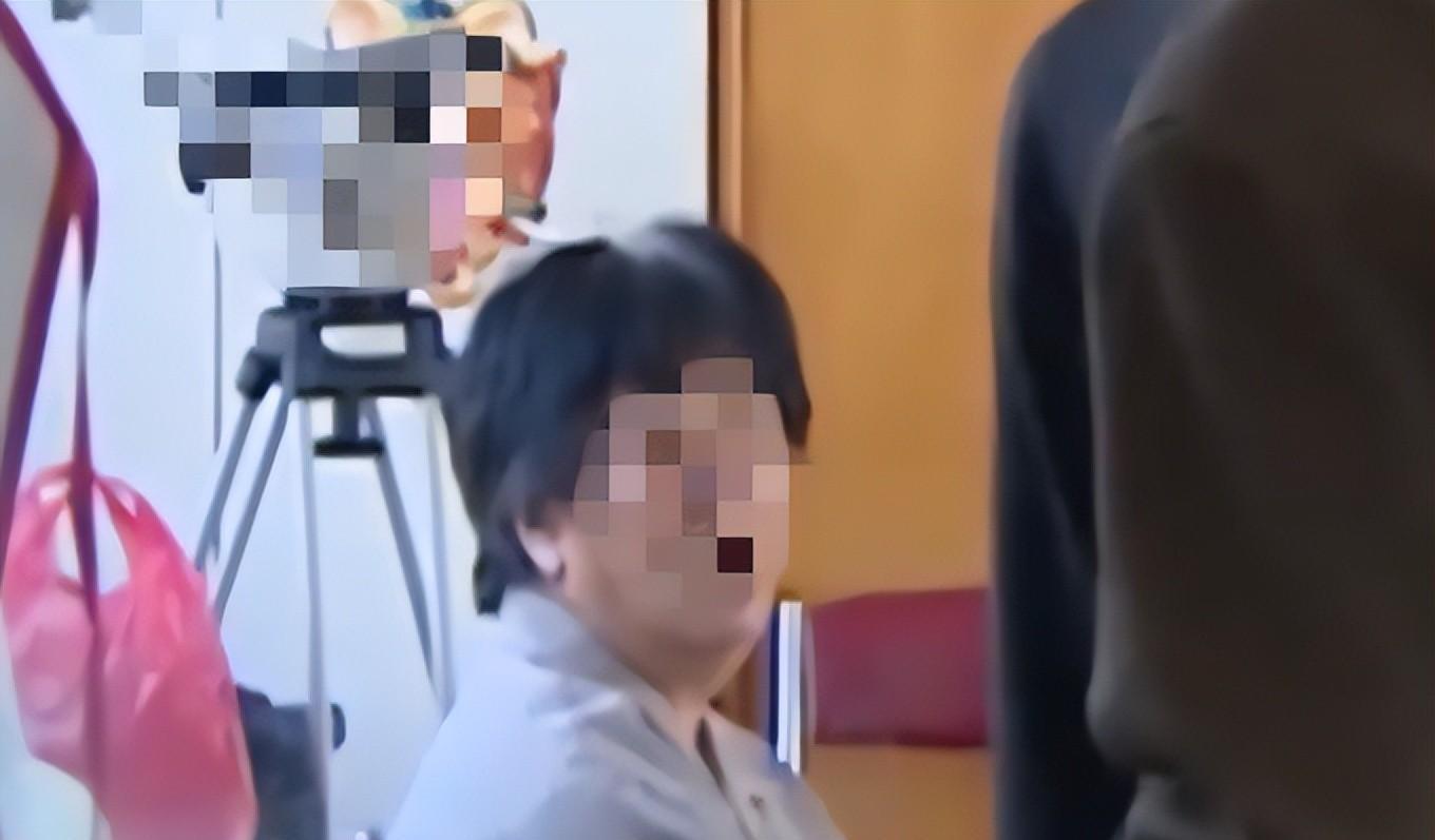 湖北女子在老屋旁建的房,几十年后发现登记给姐姐,要求返还遭拒