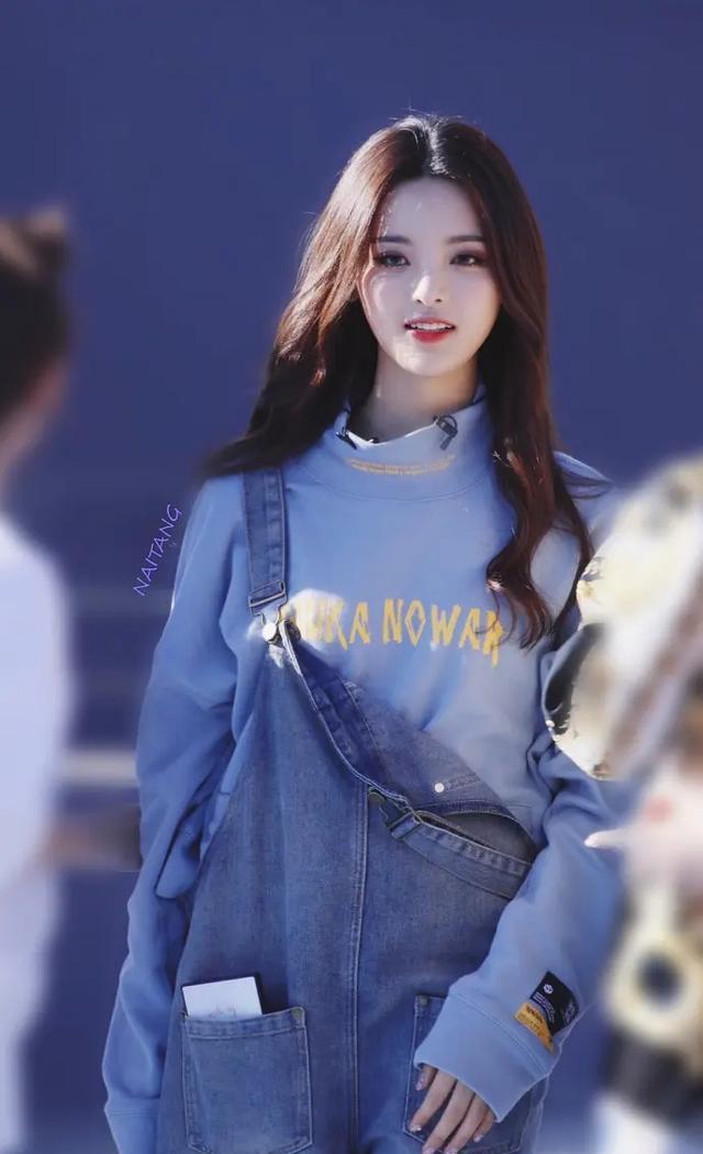 杨超越|老天赏饭吃的漂亮脸蛋,还这么人间清醒!杨超越好像把我骂醒了