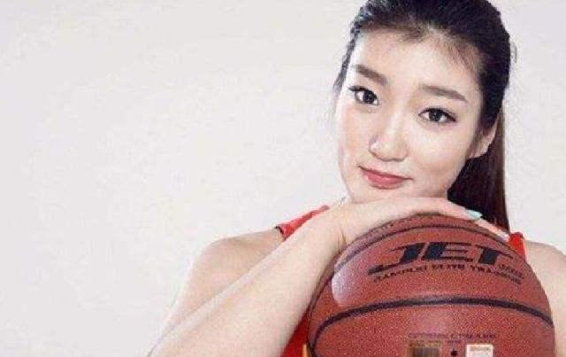 许诺|实力与颜值并存，盘点中国女篮史上的女神级运动员，许诺美到爆