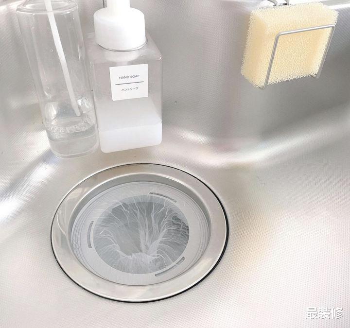 日本人太注重细节了!厨房水槽竟做成这样,人性化十足,值得学习