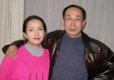 吕丽萍|62岁吕丽萍近况曝光,美国豪宅内景曝光,网友:有钱真好