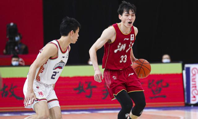 浙江后悔送走朱旭航吗?交易之人难获重用,球队最大短板诞生了