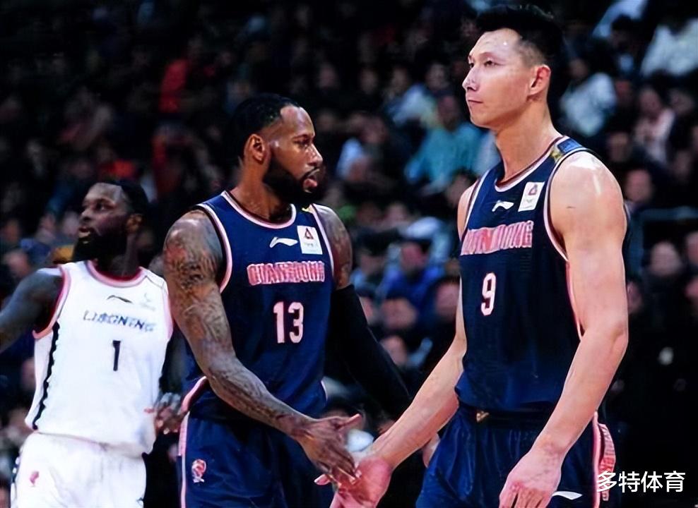 宏远集团|家人们，我先走了！宏远最伟大外援深情告别，他不舍得每一名战友