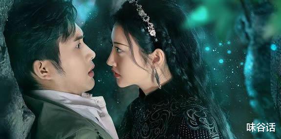 徐璐|月歌行服装出圈：徐璐5套衣服个个出彩，女二颜值也很高