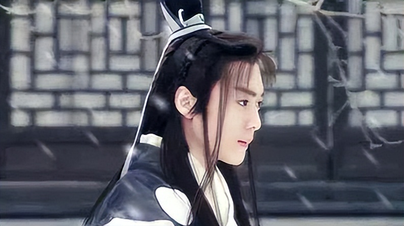 肖战|同样留龙须刘海,把肖战王一博和古天乐放一起对比,差距就出来了