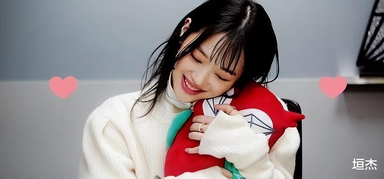 雪莉|家庭贫困进SM被力捧，曾被嫌头发有异味，25岁突然离世引人深思