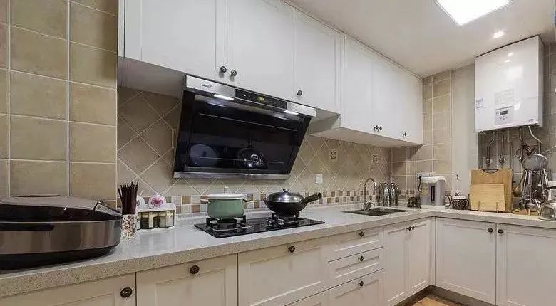 89平美式新房,全屋打满柜子太实用,特别是主卧你都没见过!