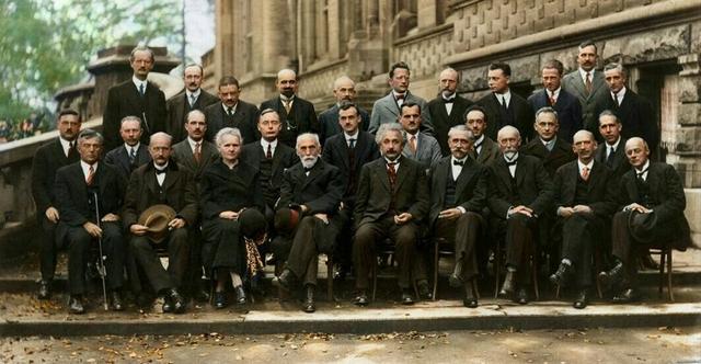 科学界于1927年召开了一次史诗级会议,留下一张珍贵照片