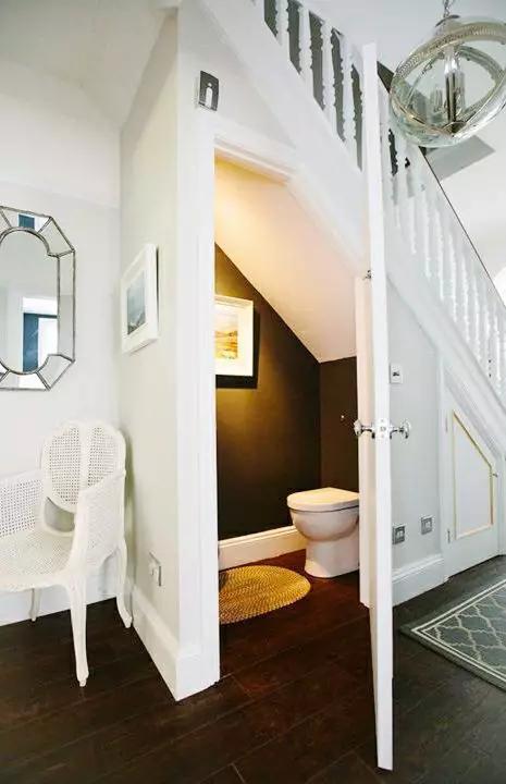 楼梯,现在都这样装了,兼顾多种功能,效果还很赞