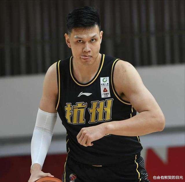 许钟豪|大反转，李春江亮绝招，许钟豪哭笑不得，球迷直呼李添荣你咋想？