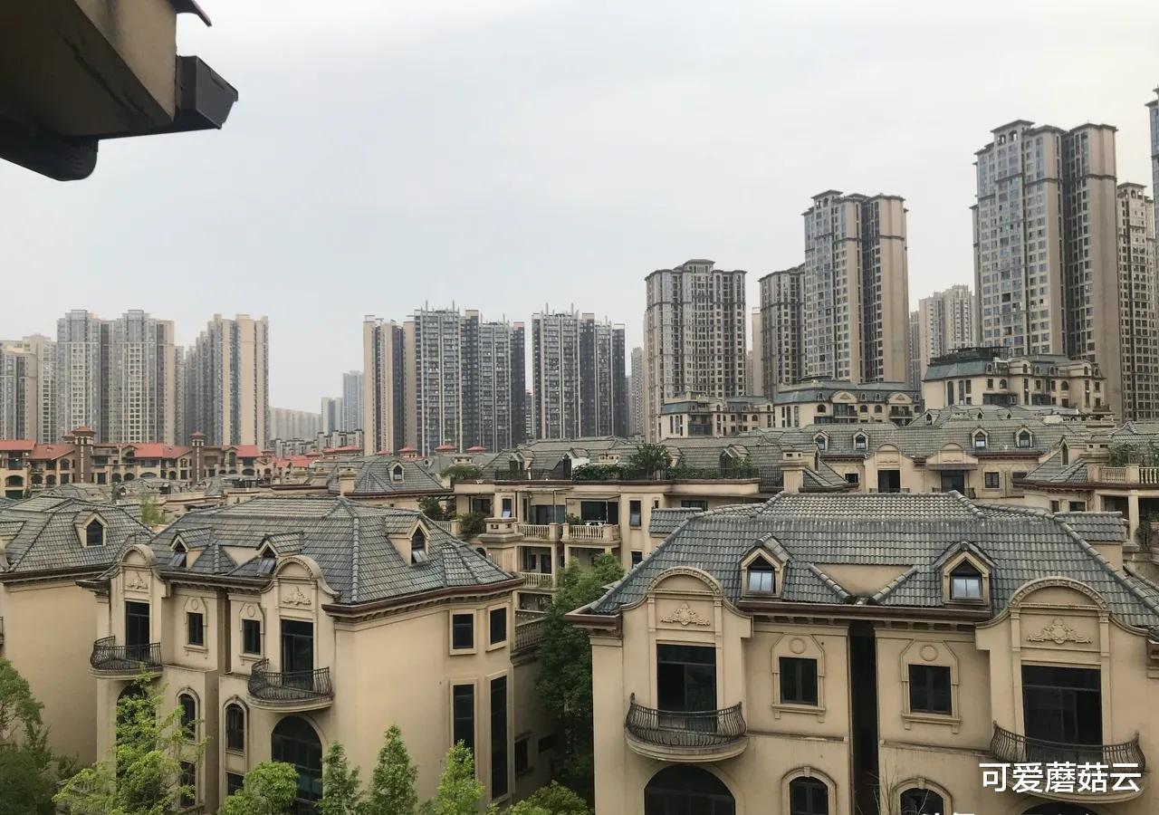 别墅|成都楼市新政实施,买卖双方博弈激烈,现在是入场的最佳时机吗?