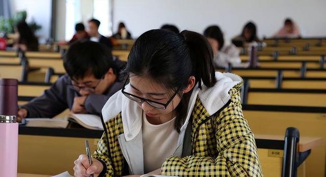 留学生|这类海归迎来“寒冬期”,留学热不再吃香了?读了也是白读!