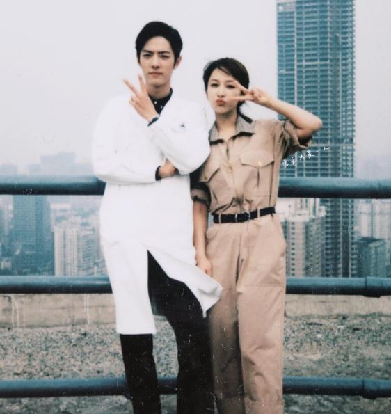 杨紫|微博之夜“博君一肖”同台无望，肖战、杨紫确认出席，三连冠稳了