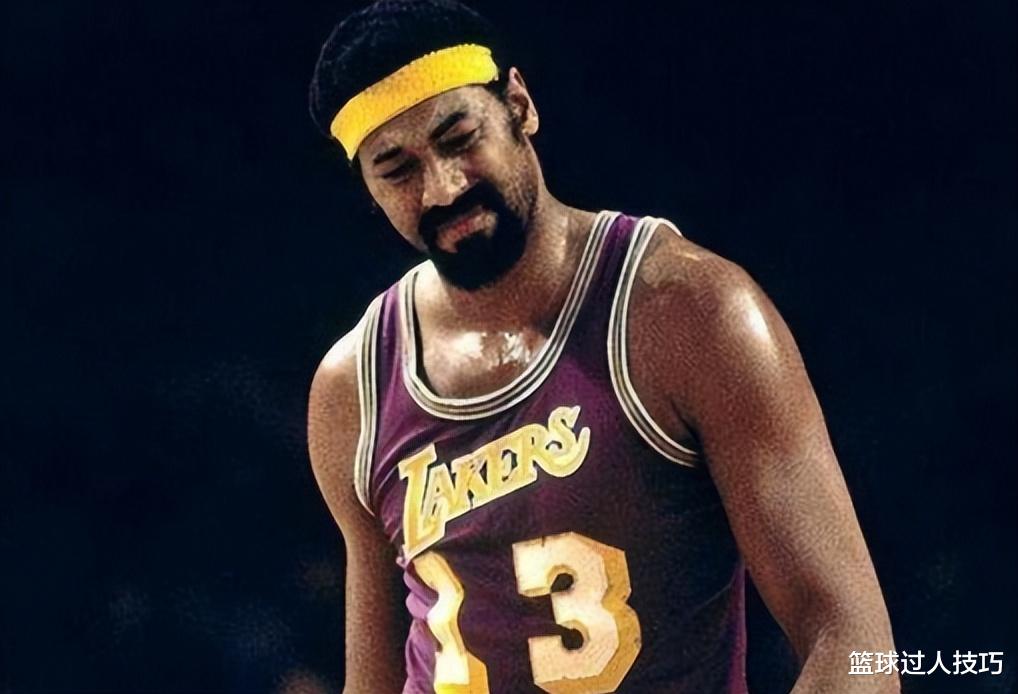 张伯伦|盘点NBA名不副实的球星:张伯伦被神话,欧文30岁一次一阵都没有