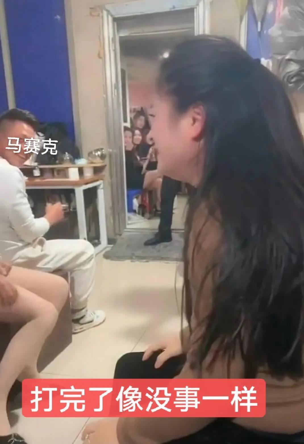 深圳:按摩店2女子为争抢“男友”大打出手,同事:谁输了就退出