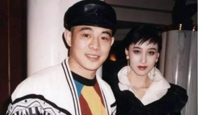 利智|15届金曲颁奖礼上，梅艳芳为何当众给利智难堪？周润发做法更过分