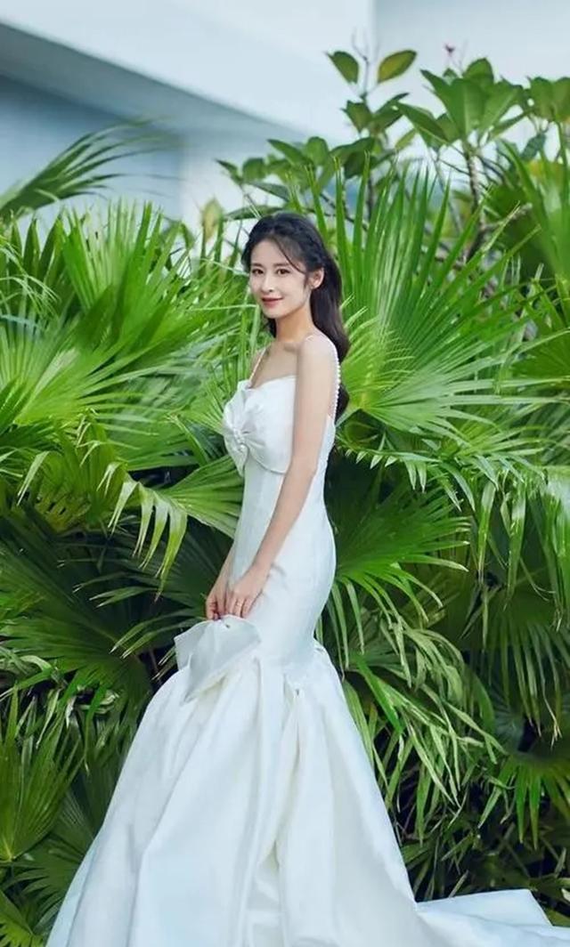 娱乐圈 娱乐圈的明星们连减肥都内卷,米饭按粒吃,水果当正餐,拒绝荤腥