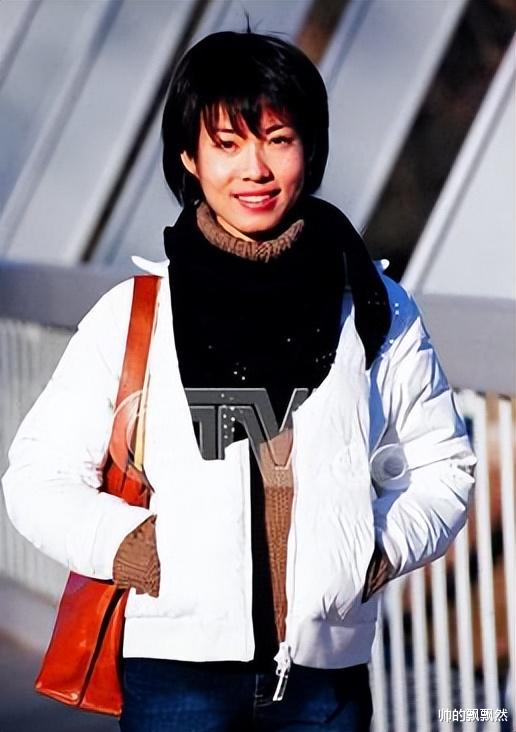 宝晓峰|宝晓峰:从内蒙古走出的央视著名主持人,男友在雾中迷路了