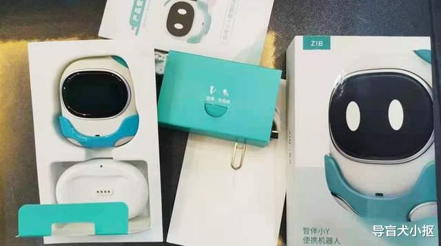 数码产品|能打电话能讲故事，这台国产智能机器人手表，是孩子们的好玩伴