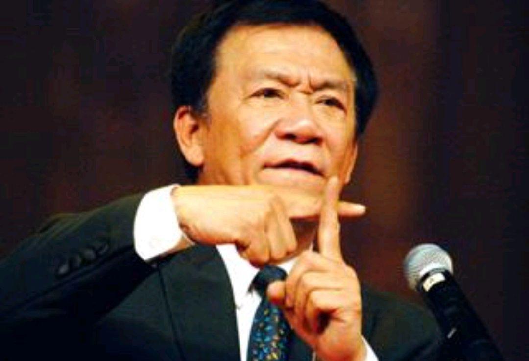 黄政民|赵本山和侯耀文合作过样板戏《红灯记》，但却是二人转和京剧混搭