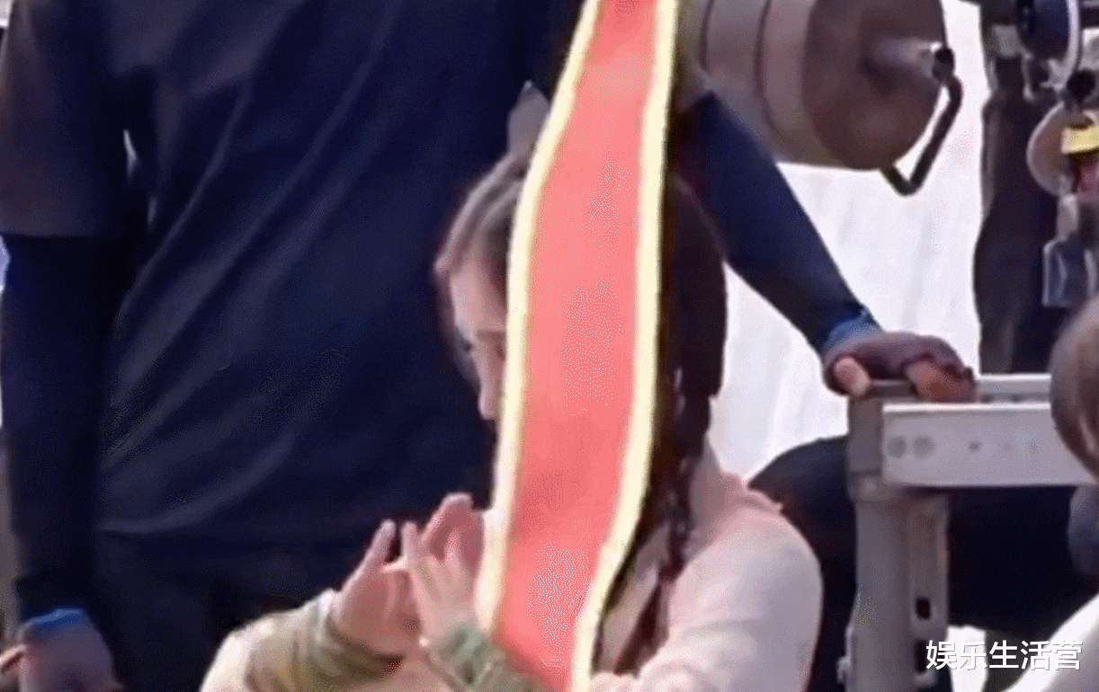 虞书欣|虞书欣仙6路透曝光，服道令人眼前一亮，传《难哄》已定小虞坤坤