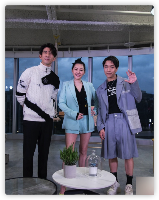 贾静雯|贾静雯老公自曝还想生娃，结婚8年有俩女儿，妻子多次拒绝拼四胎