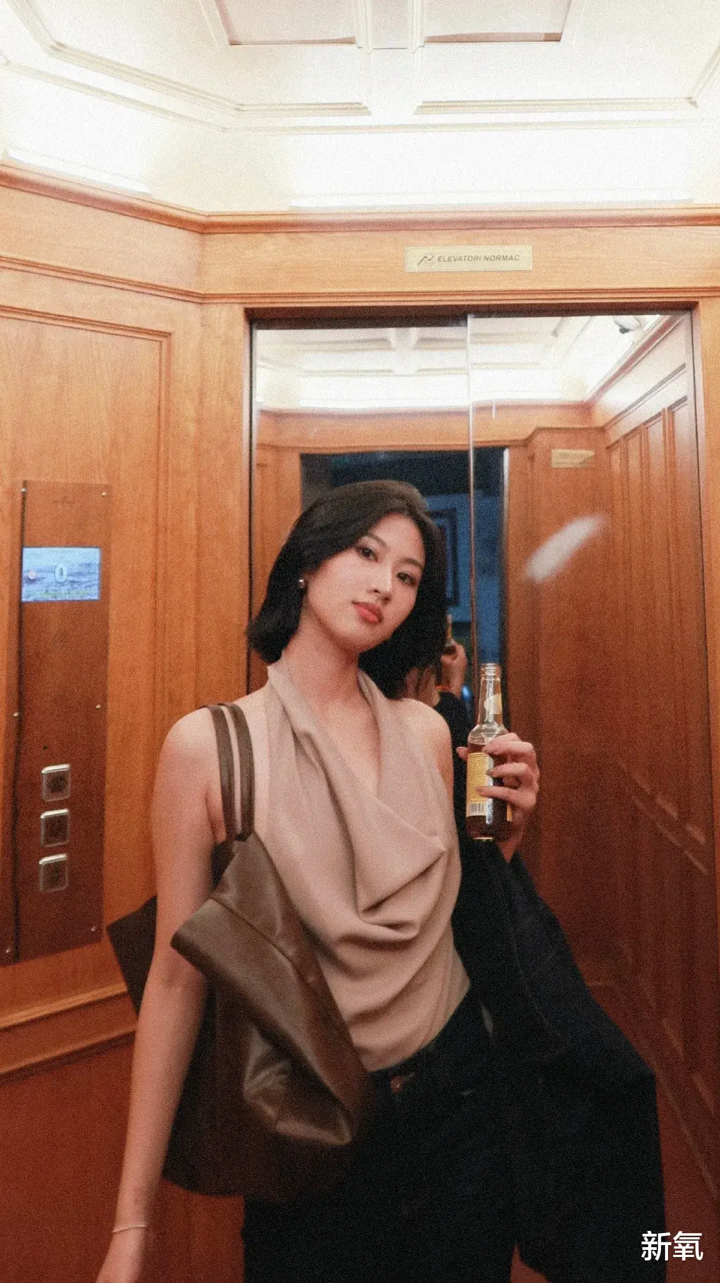 |白富美长相却是个铁憨憨,这反差感爱了!