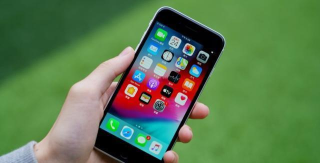 iPhoneSE|因为这5个原因，我果断入手iPhoneSE3了