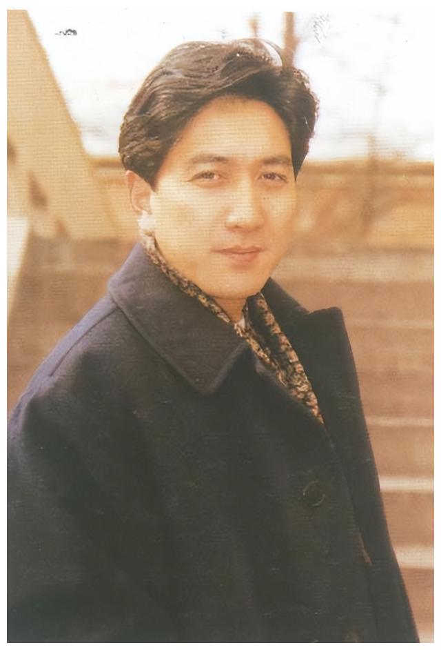 水均益女儿水亦诗：为父母离异落泪，如今将继母杨迪当闺蜜