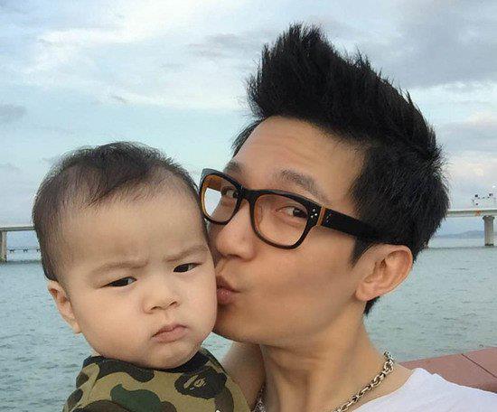 fx|陈楚生：凭快乐男声爆红，如今“失业”，他是资本的牺牲品嘛？