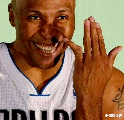 科比·布莱恩特|羡慕NBA球星赚上亿薪水？看了科比的手 詹皇的脚 你就不会了
