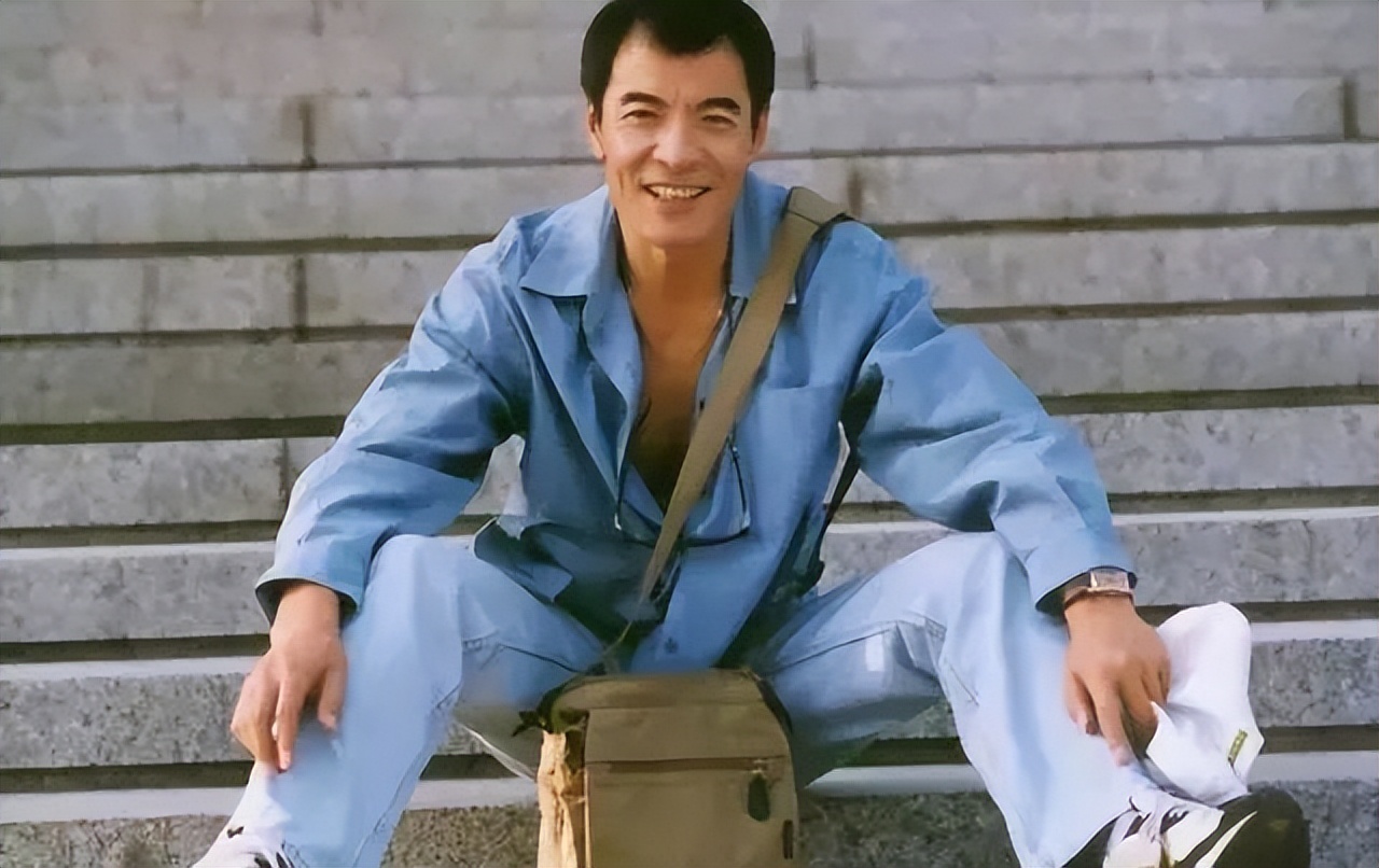 刘威|“老来得子”的实力派窘况：65岁依旧拼命拍戏，不敢老去