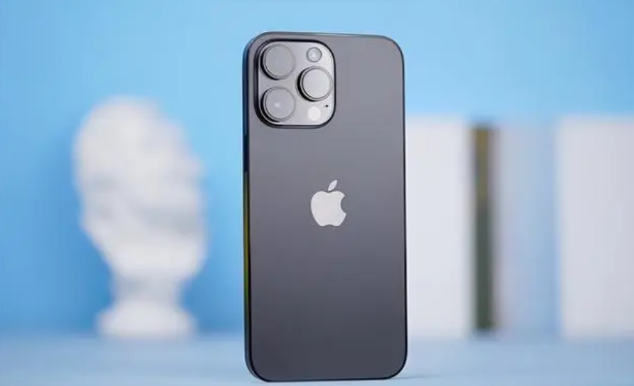 |iPhone15Plus才是新重点，大屏iPhone崛起，不妨等一等
