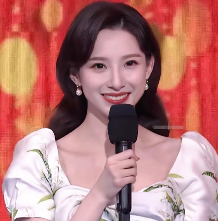 马凡舒|央视春晚颜值担当马凡舒，教育经历被扒出，“泳裤”成黑历史