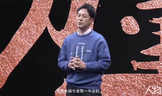 张颂文|“高启强”张颂文:曾被拒840次,穷到买剩菜,今46岁演技能封神!