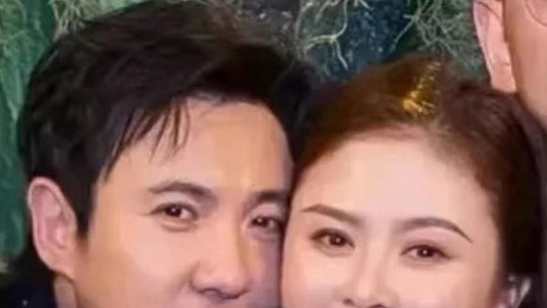 沈腾|曝演员沈腾与原配王琦离婚，男方和小三在一起，网友呼吁沈腾辟谣